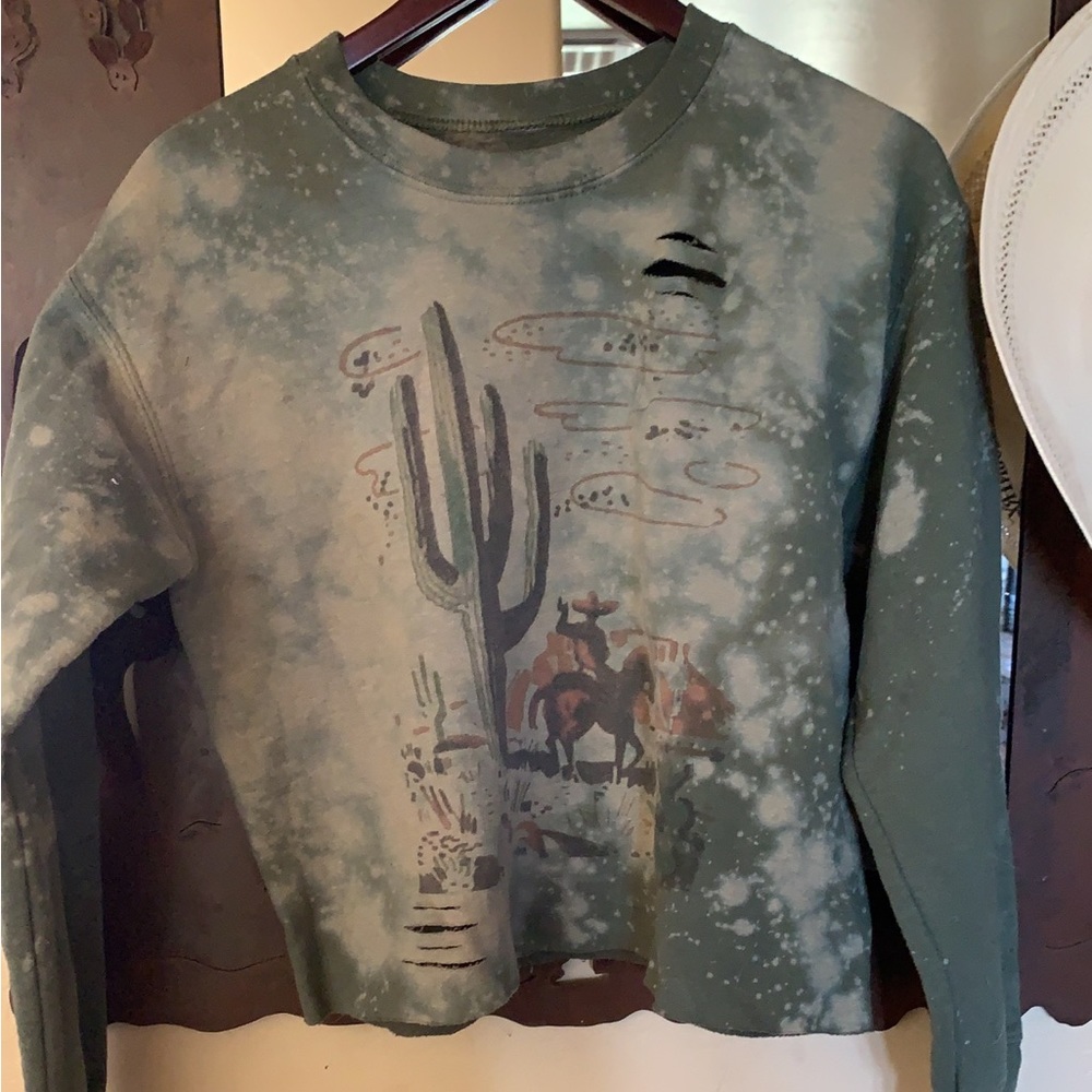 Bleached western sweatshirt